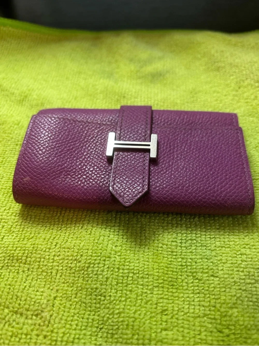 Hermès Béarn 4-Key Case – Anemone Epsom Leather with Palladium Hardware